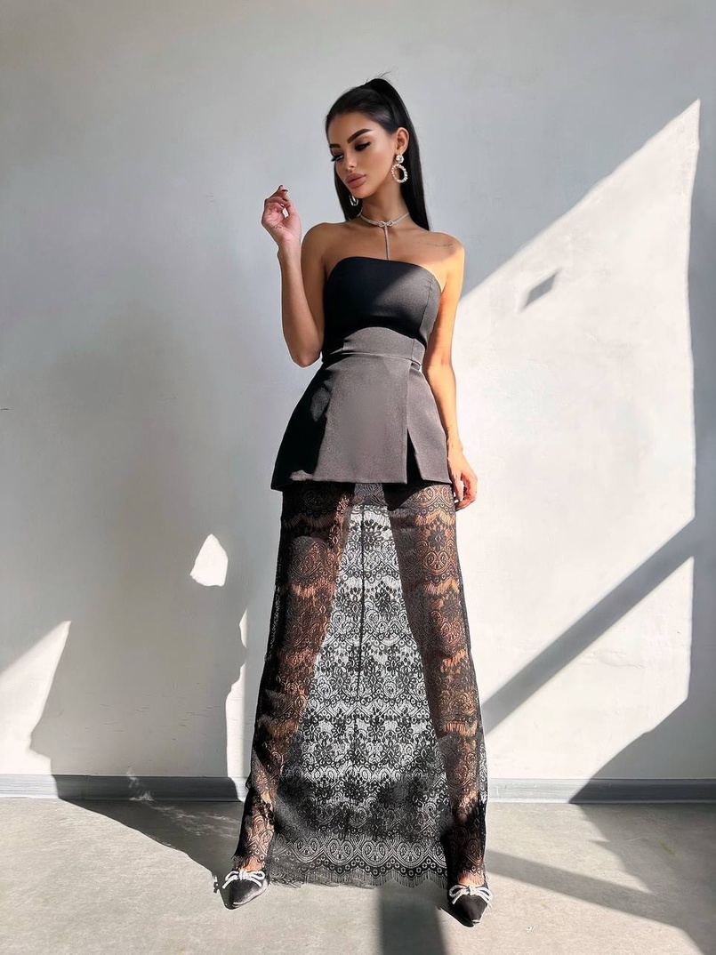 Комплект: піджак + блуза з баской + мереживна спідниця-шорти  Комплект: піджак + блуза з баской + мереживна спідниця-шорти  | PUSHKA SHOP