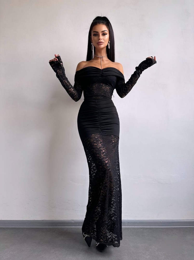 Мереживна сукня максі з драпіруванням Мереживна сукня максі з драпіруванням | PUSHKA SHOP