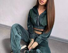 Велюровий комплект декорований стразами( бомбер+ рукавички+ штани + трусики) Велюровий комплект декорований стразами( бомбер+ рукавички+ штани + трусики) | PUSHKA SHOP