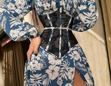 Сукня міді з розрізом в квітковий принт + прозорий корсет  Сукня міді з розрізом в квітковий принт + прозорий корсет  | PUSHKA SHOP