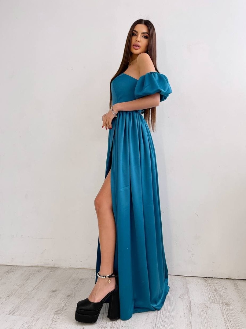 Атласное платье макси с объемными рукавами   Атласное платье макси с объемными рукавами   | PUSHKA SHOP