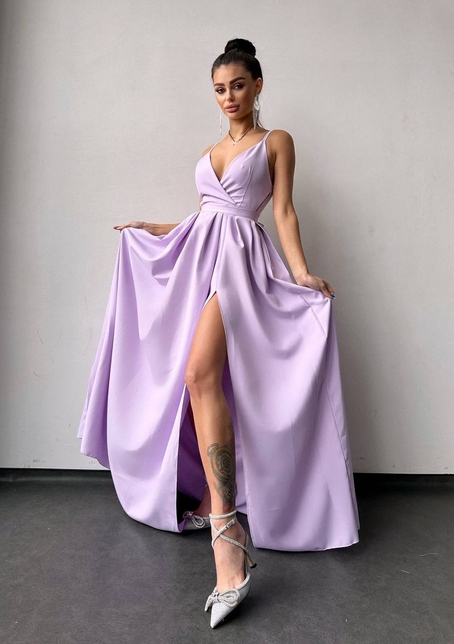 Сукня максі на тонких бретелях з розрізом на спідниці  | PUSHKA SHOP