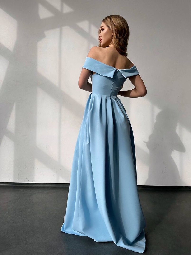 Сукня максі  з розрізом на спідниці  Сукня максі  з розрізом на спідниці  | PUSHKA SHOP