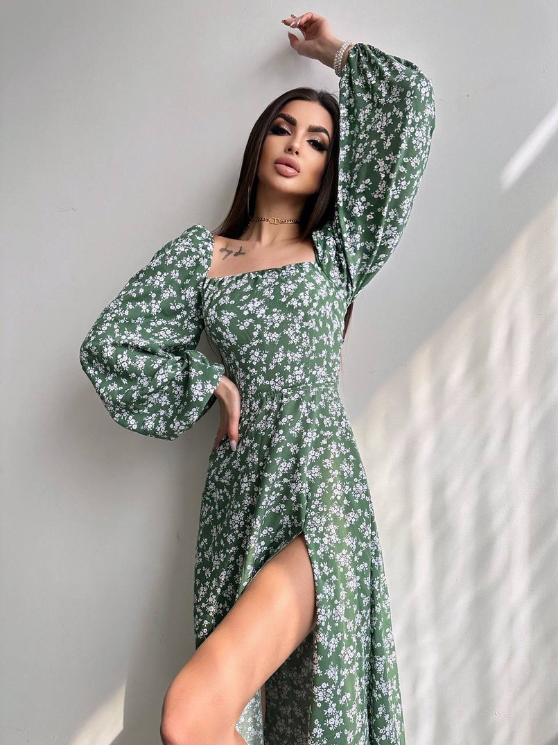 Квіткова сукня-міді зі шнурівкою на спинці та розрізом на ніжці Квіткова сукня-міді зі шнурівкою на спинці та розрізом на ніжці | PUSHKA SHOP