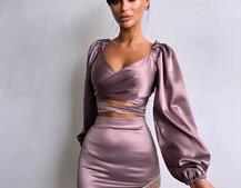 Атласний комплект, декорований бахромою зі страз Атласний комплект, декорований бахромою зі страз | PUSHKA SHOP