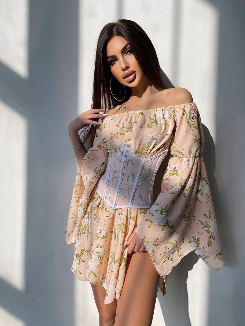 Сукня асиметричного крою з розкльошеними рукавами + корсет декорований стразами Ручна робота Сукня асиметричного крою з розкльошеними рукавами + корсет декорований стразами Ручна робота | PUSHKA SHOP