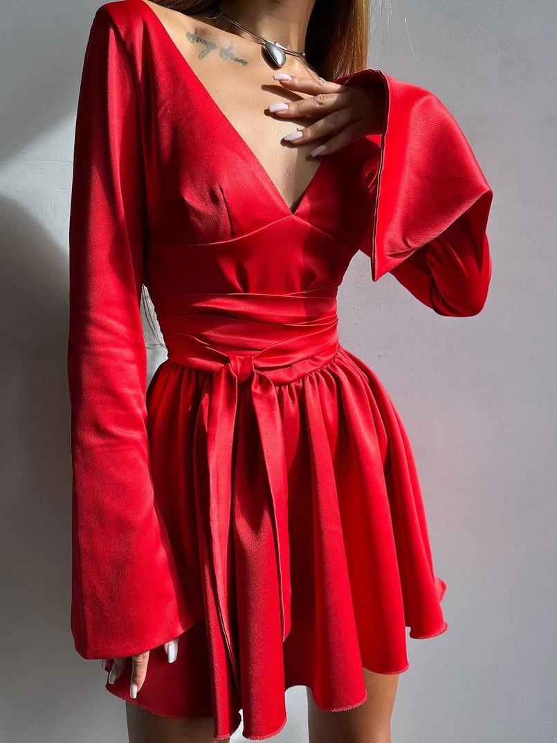 Атласна корсетна сукня  з пишною спідницею та зав‘язками на талії | PUSHKA SHOP