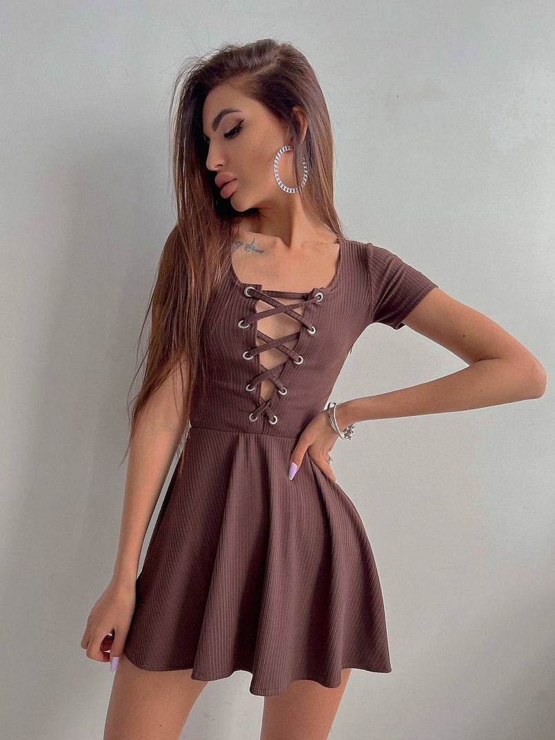 Трикотажное платье-мини со шнуровкой на груди  Трикотажное платье-мини со шнуровкой на груди  | PUSHKA SHOP