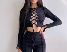 Комплект: топ зі шнурівкою на грудях + легінси Комплект: топ зі шнурівкою на грудях + легінси | PUSHKA SHOP