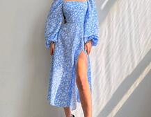 Квіткова сукня-міді зі шнурівкою на спинці та розрізом на ніжці Квіткова сукня-міді зі шнурівкою на спинці та розрізом на ніжці | PUSHKA SHOP