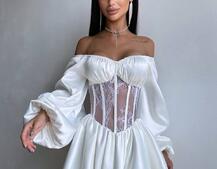 Атласна сукня з обʼємними рукавами та мереживом Атласна сукня з обʼємними рукавами та мереживом | PUSHKA SHOP