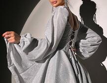 Сяюча корсетна сукня з пишною подвійною спідницею та об‘ємними рукавами | PUSHKA SHOP