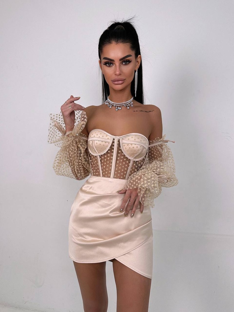 Улюблений комплект в новому виконанні: корсет бюстьє з об’ємними рукавами + спідниця міні | PUSHKA SHOP