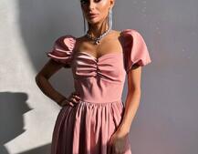 Атласна сукня максі із розрізом на спідниці Атласна сукня максі із розрізом на спідниці | PUSHKA SHOP