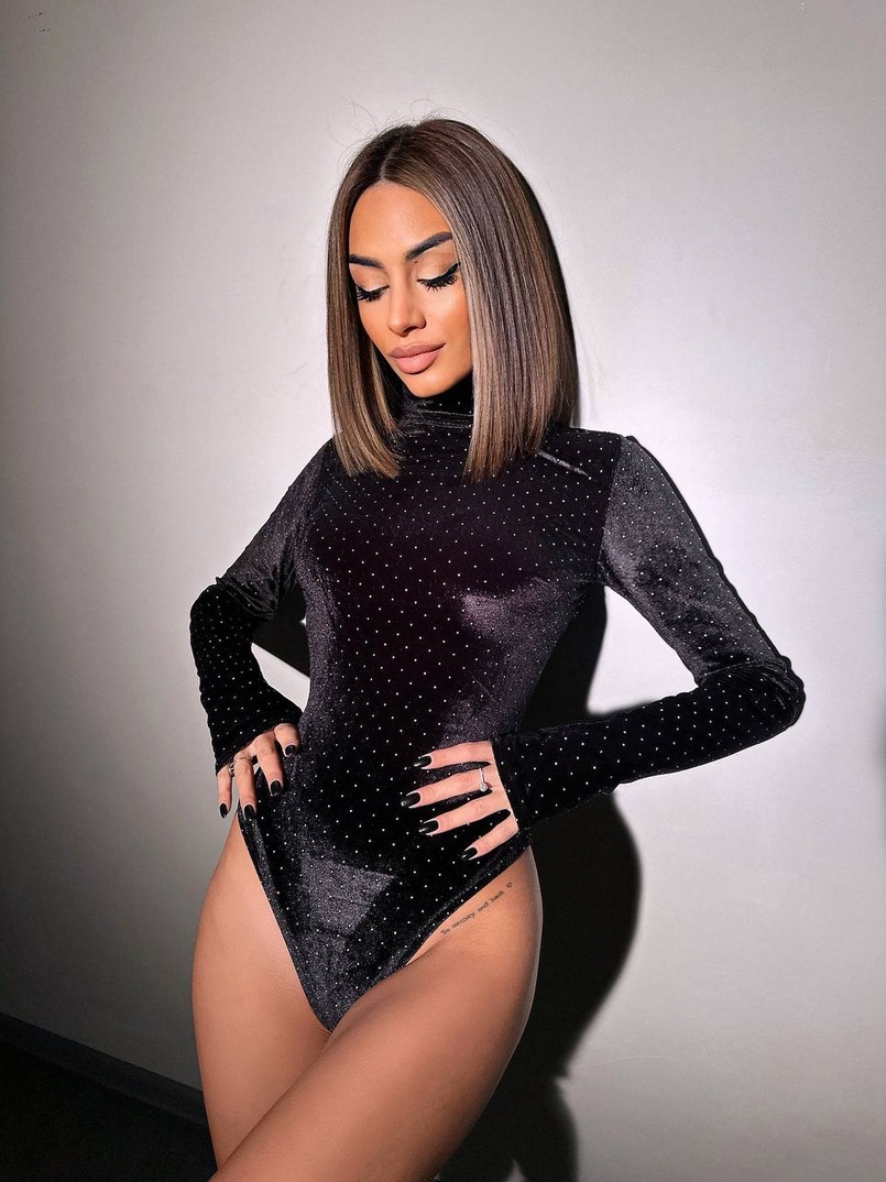 Оксамитове боді-гольф з декором  Оксамитове боді-гольф з декором  | PUSHKA SHOP