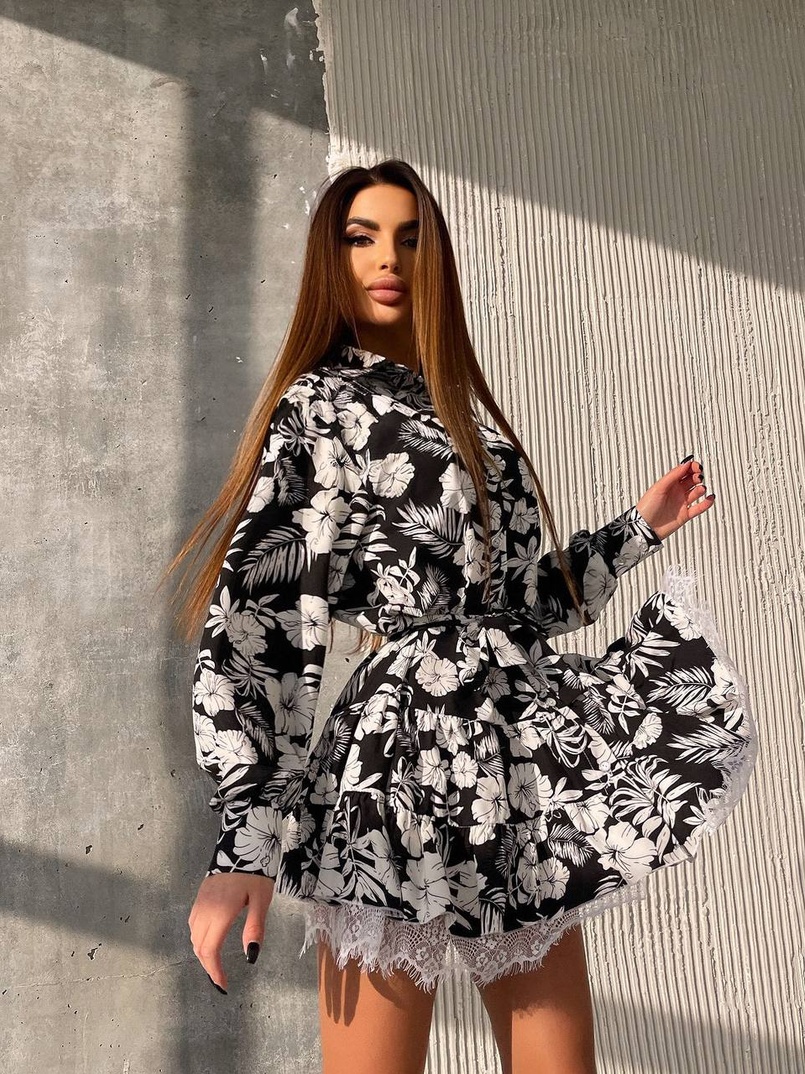 Сукня міні на гудзиках,декорована мереживом  Сукня міні на гудзиках,декорована мереживом  | PUSHKA SHOP