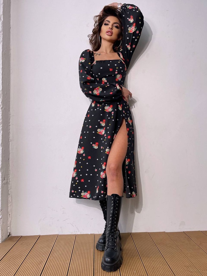 Квіткова сукня-міді зі шнурівкою на спинці та розрізом на ніжці Квіткова сукня-міді зі шнурівкою на спинці та розрізом на ніжці | PUSHKA SHOP