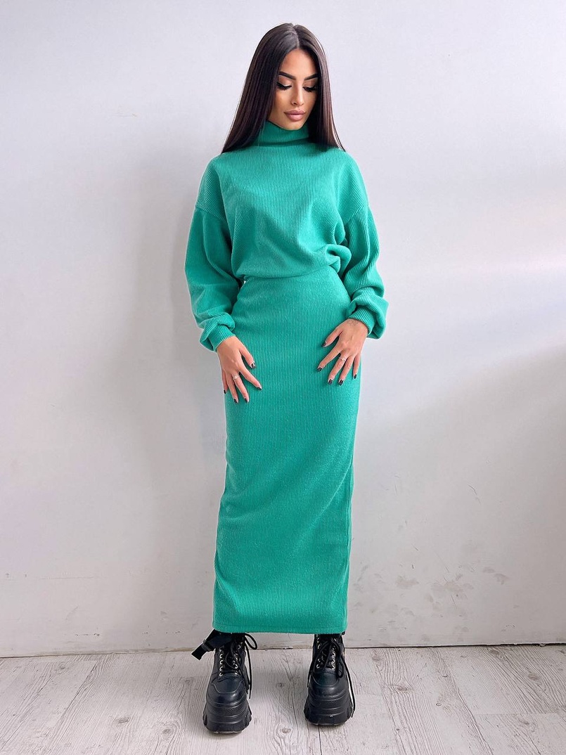 Костюм із теплого трикотажу-рубчика: светр + спідниця Костюм із теплого трикотажу-рубчика: светр + спідниця | PUSHKA SHOP