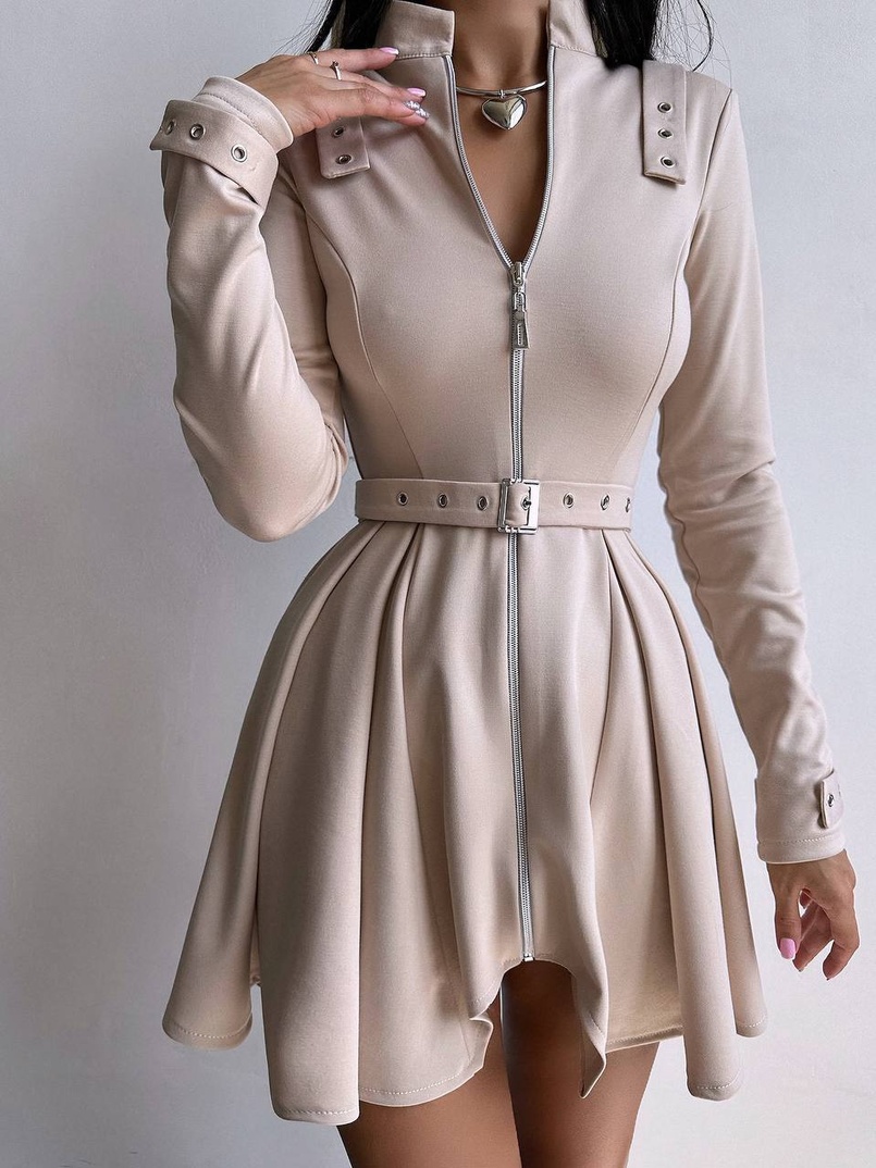 Сукня з пишною спідницею і поясом Сукня з пишною спідницею і поясом | PUSHKA SHOP