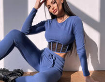 Трикотажний комплект: корсетний топ + легінси Трикотажний комплект: корсетний топ + легінси | PUSHKA SHOP