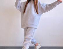 Теплий комплект: худі + спортивні штани Теплий комплект: худі + спортивні штани | PUSHKA SHOP