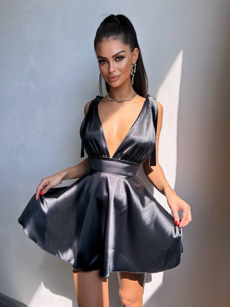 Сукня з пишною спідницею-сонцем Сукня з пишною спідницею-сонцем | PUSHKA SHOP