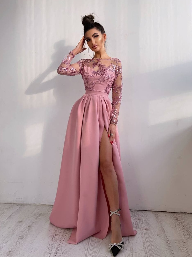 Платье макси с пайетками и разрезом на юбке  | PUSHKA SHOP