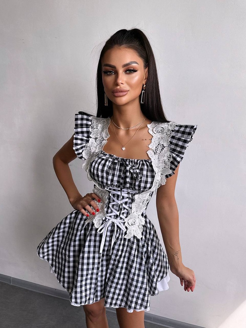 Сукня в клітинку декорована мереживом  Сукня в клітинку декорована мереживом  | PUSHKA SHOP
