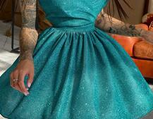 Блестящее платье с пышной юбкой и шнуровкой на спинке  | PUSHKA SHOP