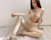 Трикотажный комплект: топ со шнуровкой + леггинсы  Трикотажный комплект: топ со шнуровкой + леггинсы  | PUSHKA SHOP