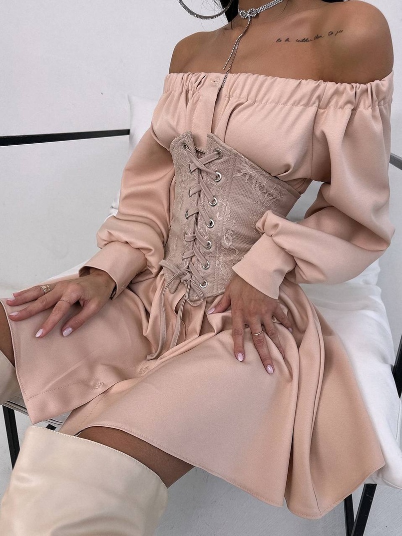 Приталена сорочка на плічках+  мереживний корсет Приталена сорочка на плічках+  мереживний корсет | PUSHKA SHOP