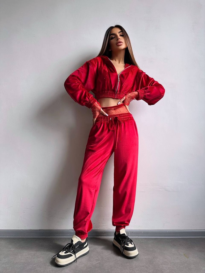 Велюровий комплект декорований стразами( бомбер+ рукавички+ штани + трусики) Велюровий комплект декорований стразами( бомбер+ рукавички+ штани + трусики) | PUSHKA SHOP