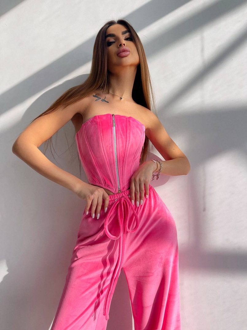 Велюровий комплект трійка: кофта + корсет на блискавці+ штани Велюровий комплект трійка: кофта + корсет на блискавці+ штани | PUSHKA SHOP