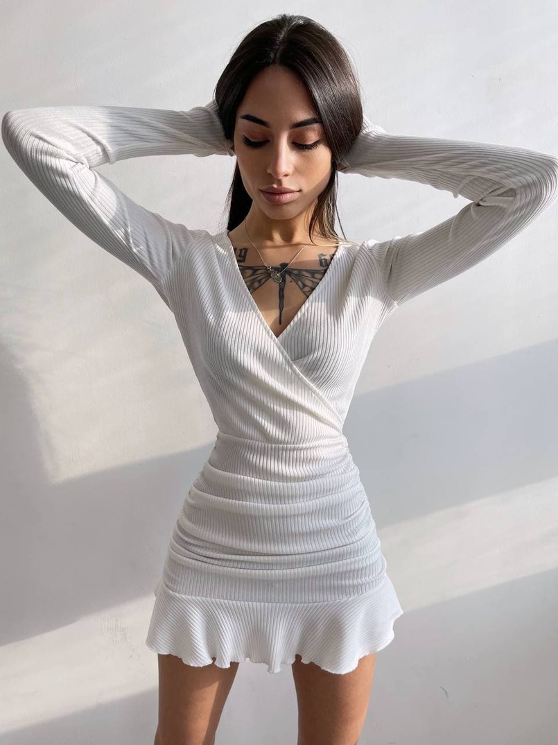 Трикотажное платье с присобранной юбкой Трикотажное платье с присобранной юбкой | PUSHKA SHOP