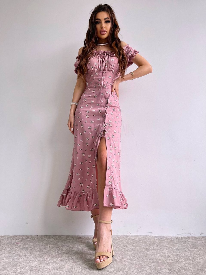 Квіткова сукня з воланами та шнуровкою на ніжці Квіткова сукня з воланами та шнуровкою на ніжці | PUSHKA SHOP