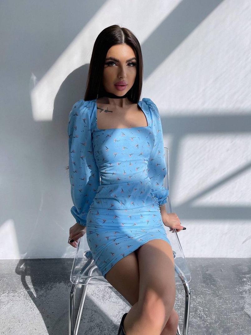 Квіткова сукня зі збіркою з боків  | PUSHKA SHOP