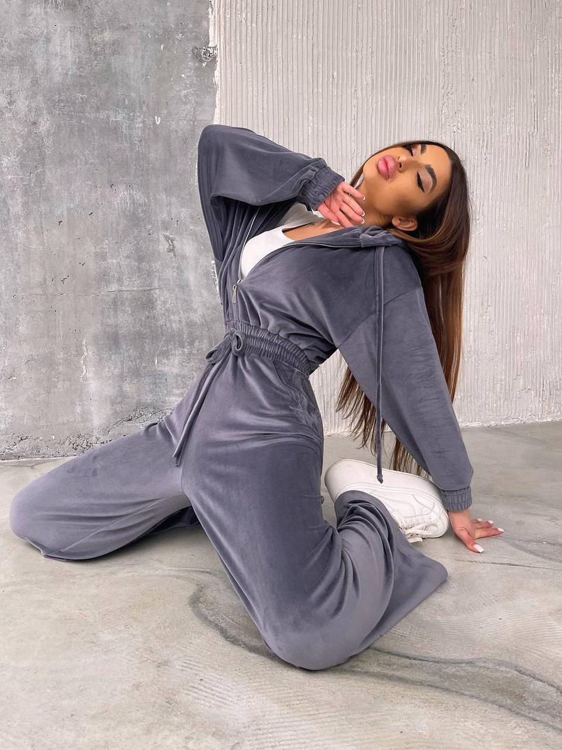 Велюровий комбінезон  Велюровий комбінезон  | PUSHKA SHOP