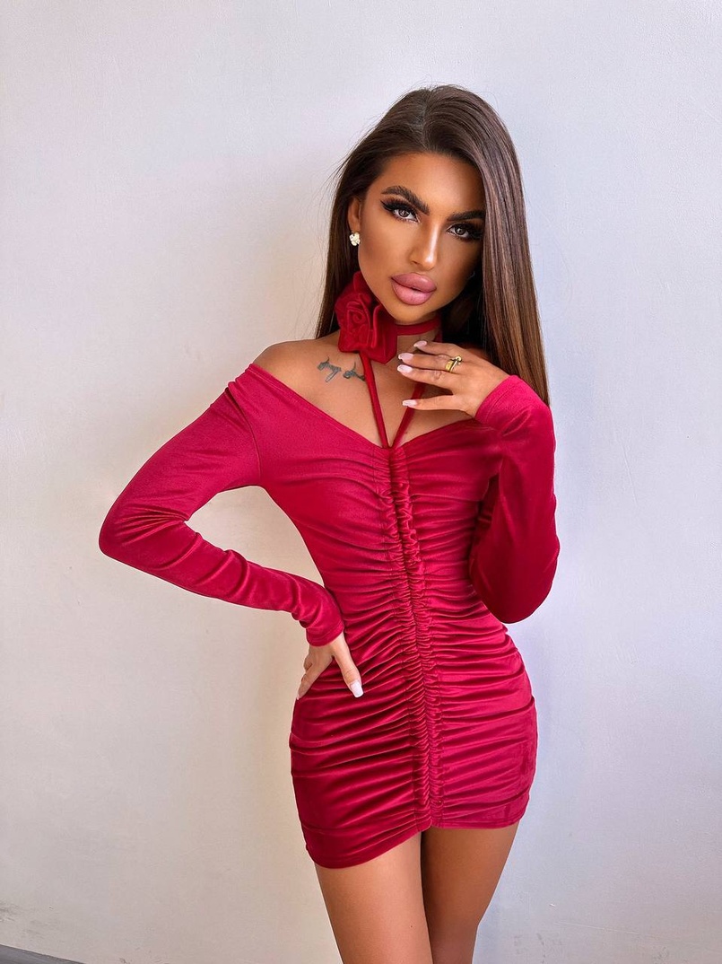 Оксамитова сукня  із зав'язкою на шию з трояндою | PUSHKA SHOP