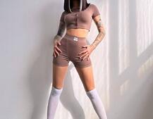 Комплект: топ на ґудзиках + велосипедки Комплект: топ на ґудзиках + велосипедки | PUSHKA SHOP