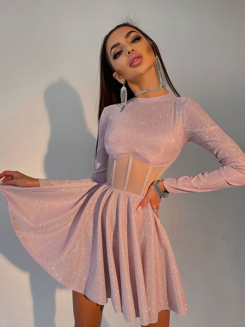 Приталена блискуча сукня з корсетною вставкою та пишною спідницею-сонцем Приталена блискуча сукня з корсетною вставкою та пишною спідницею-сонцем | PUSHKA SHOP