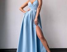 Сукня максі на тонких бретелях з розрізом на спідниці  | PUSHKA SHOP