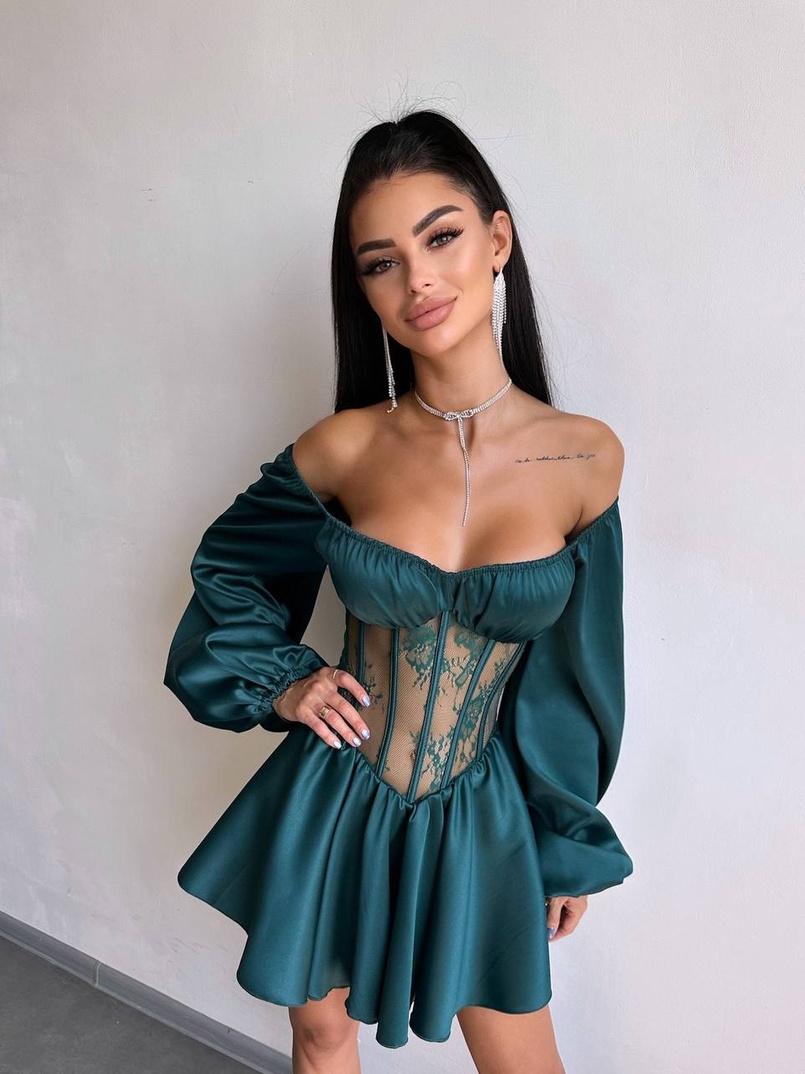 Атласна сукня з обʼємними рукавами та мереживом | PUSHKA SHOP