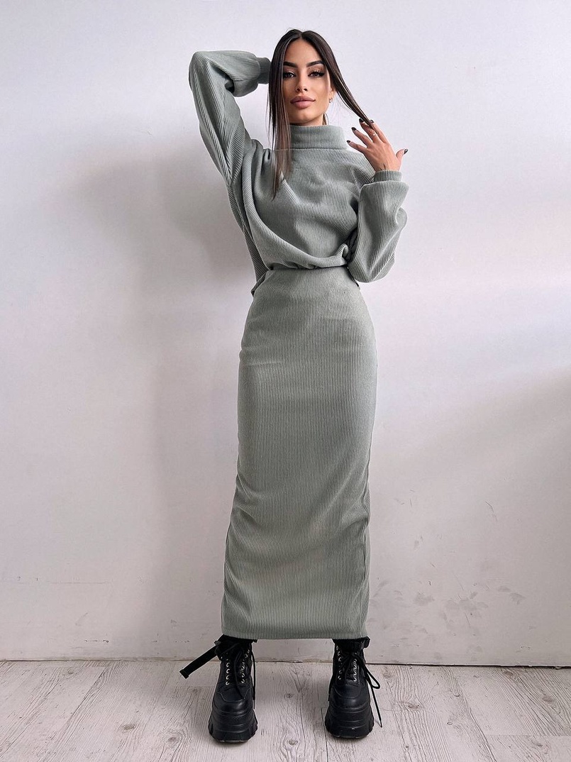 Костюм із теплого трикотажу-рубчика: светр + спідниця Костюм із теплого трикотажу-рубчика: светр + спідниця | PUSHKA SHOP