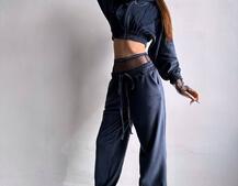 Велюровий комплект декорований стразами( бомбер+ рукавички+ штани + трусики) Велюровий комплект декорований стразами( бомбер+ рукавички+ штани + трусики) | PUSHKA SHOP