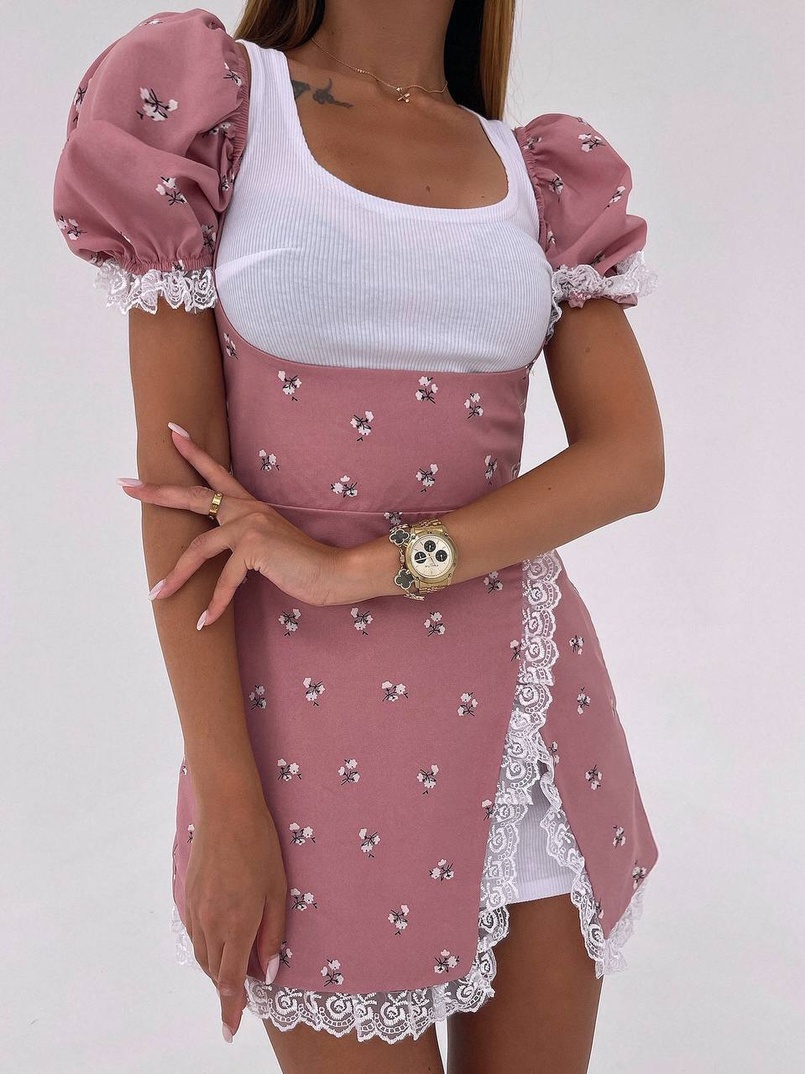 Сукня з квітковим принтом декорована мереживом  Сукня з квітковим принтом декорована мереживом  | PUSHKA SHOP