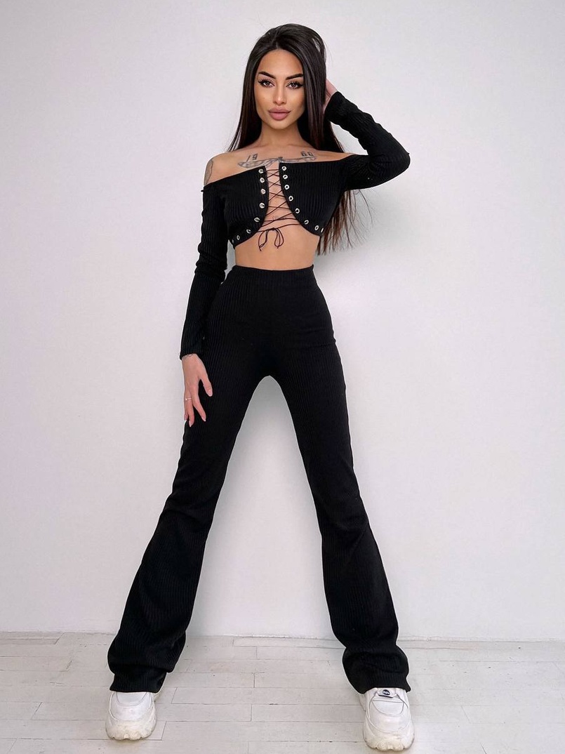 Комплект : штани кльош і топ на шнурівці    Комплект : штани кльош і топ на шнурівці    | PUSHKA SHOP