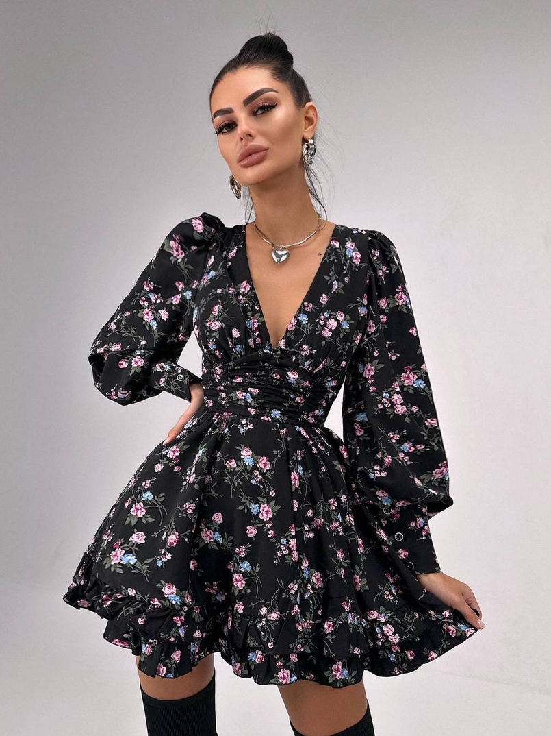 Сукня міні з пишною спідницею та драпіруванням на талії Сукня міні з пишною спідницею та драпіруванням на талії | PUSHKA SHOP