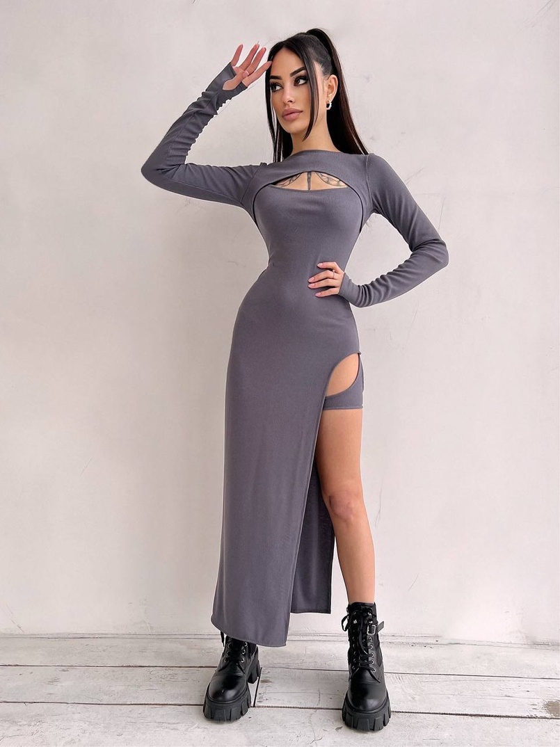 Облягаюча сукня міді цікавого крою Облягаюча сукня міді цікавого крою | PUSHKA SHOP