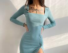 Трикотажное платье на кнопках с вырезом каре   | PUSHKA SHOP