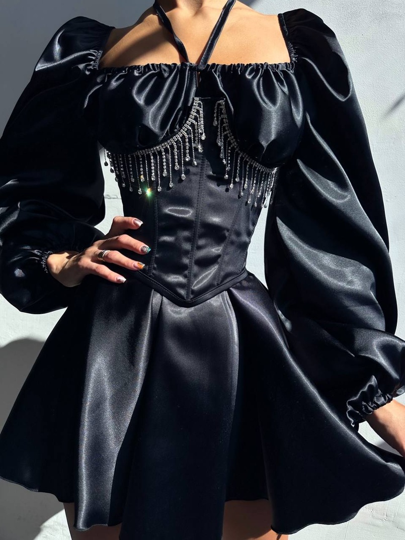 Сукня з корсетом, декорованим бахромою зі страз Ручна робота  Сукня з корсетом, декорованим бахромою зі страз Ручна робота  | PUSHKA SHOP